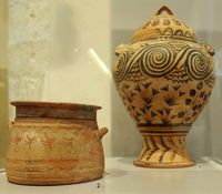 Le musée archéologique de Réthymnon en Crète. Poteries du site de Stavromenos. Cliquer pour agrandir l'image.