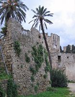 Tour Saint-Pierre des fortifications de Rhodes. Cliquer pour agrandir l'image.