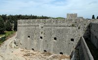 Bastion Saint-Georges des fortifications de Rhodes vu du sud. Cliquer pour agrandir l'image.