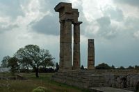 Tempel van Apollo in Rhodos. Klikken om het beeld te vergroten.