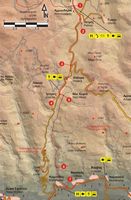 La ville de Sfakia en Crète. Carte du sentier européen E4 - Section 23 d'Askyfou à Impros puis Komitades. Cliquer pour agrandir l'image.