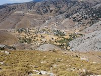 La ville de Sfakia en Crète. Le village d'Imbros vu à partir de la route de Kallikratis (auteur Olaf Tausch). Cliquer pour agrandir l'image.