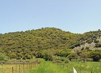 La ville de Sfakia en Crète. Seconde tour ottomane sur le plateau d'Askyfou. Cliquer pour agrandir l'image.