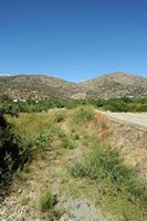La ville de Viannos en Crète. Le ruisseau de Portela à Keratokampos. Cliquer pour agrandir l'image.