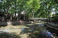 La ville de Vryssès en Crète. Le pont au confluent des rivières à Vryses. Cliquer pour agrandir l'image.