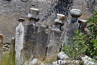 Muslimischen Grabsteinen auf dem Friedhof türkischen Platani Kos (Autor Paradasos). Klicken, um das Bild in Flickr zu vergrößern (neue Nagelritze).