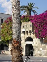 The medieval town of Kos - The door of the Granting of the medieval town of Kos (author bazylek100). Click to enlarge the image in Flickr (new tab).