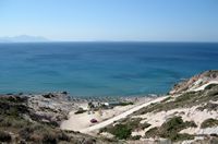 Der Strand der Camel Beach am Golf von Kéfalos auf der Insel Kos (Autor Brezza). Klicken, um das Bild in Panoramio zu vergrößern (neue Nagelritze).