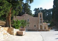 La ville de Gazi en Crète. Le monastère de Savvathiana (auteur Tania Mironova). Cliquer pour agrandir l'image dans Panoramio (nouvel onglet).