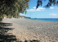 La ville de Viannos en Crète. La plage de Sidonia à Psari Forada (auteur Vlad Ober). Cliquer pour agrandir l'image dans Panoramio (nouvel onglet).