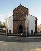 La cathédrale de Funchal à Madère. Façade cathédrale. Cliquer pour agrandir l'image dans Adobe Stock (nouvel onglet).