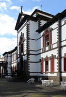 Le quartier Santa Catalina de Funchal à Madère. Hospicio Maria Amélia. Cliquer pour agrandir l'image dans Adobe Stock (nouvel onglet).