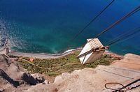 Le cap Girão à Madère. Téléphérique. Cliquer pour agrandir l'image.