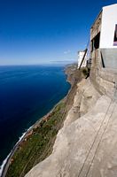 Le cap Girão à Madère. Téléphérique. Cliquer pour agrandir l'image.