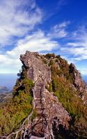 Le Pico Ruivo à Madère. Belvédère sur la route de Santana. Cliquer pour agrandir l'image.