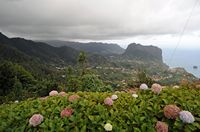 Le village de Porto da Cruz à Madère. Belvédère de Portela. Cliquer pour agrandir l'image.