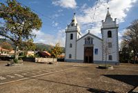 Le village de Prazeres à Madère. Église. Cliquer pour agrandir l'image.