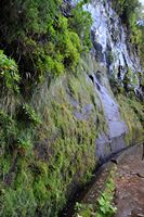 Le village de Rabaçal à Madère. Levada do risco. Cliquer pour agrandir l'image.