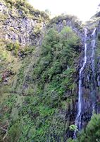 Le village de Rabaçal à Madère. Cascata do risco. Cliquer pour agrandir l'image.