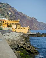 Le quartier Santa Maria de Funchal à Madère. Fort Saint-Jacques. Cliquer pour agrandir l'image.