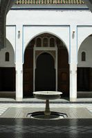 Le palais de la Bahia à Marrakech au Maroc. Petite cour du palais de la Bahia. Cliquer pour agrandir l'image dans Adobe Stock (nouvel onglet).