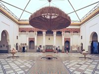 Le palais M'nebbi à Marrakech au Maroc. Patio. Cliquer pour agrandir l'image.
