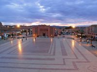 La ville de Ouarzazate au Maroc. Place. Cliquer pour agrandir l'image.