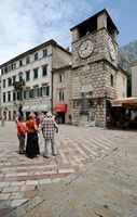 La ville close de Kotor au Monténégro. La tour de l'horloge. Cliquer pour agrandir l'image.